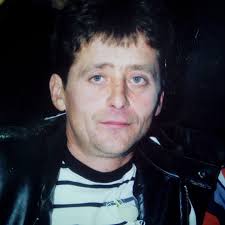 Ajmo ima li koga Lukovica Sarajevo 1985traži se Kokotović neznam ime  ,Hercegovac!!!!