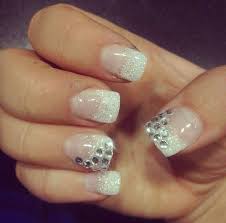 En nuevo año uñas blancas 2019 entre diseños de uñas 2019 con varias inscripciones serán particularmente relevantes. Decoracion De Unas Con Punta Blanca Unas Decoradas