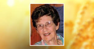 Russell Estes's Instagram, Twitter & Facebook