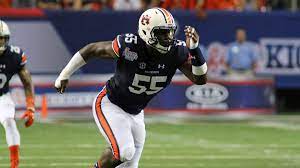 Carl lawson, a key signing for the jets in the offseason, goes down with an injury during practice on thursday. Auburn Vs Lsu Au S Carl Lawson Has Hip Injury Out For Game Sports Illustrated