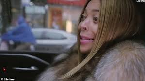 Dementia-stricken Wendy Williams admits sinking entire bottle of vodka  while in bed in disturbing new documentary, which also sees ailing star,  59, brag about thigh gap and melt down over vape |