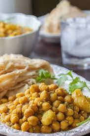 Trinidad Curried Channa And Aloo Chickpeas With Potatoes Chana Recipe Food Indian Food Recipes