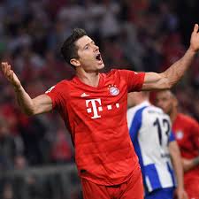 Spieltag der saison 2019/20 traf der pole beim sieg über union berlin und konnte damit an den ersten neun spieltagen tore erzielen. Robert Lewandowski Ist Der Beste Sturmer Der Welt Fussball