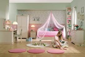 Amazing gallery of interior design and decorating ideas of pink girls bedroom in bedrooms, girl's rooms by elite interior designers. 15 Cool Ideas For Pink Girls Bedrooms Digsdigs
