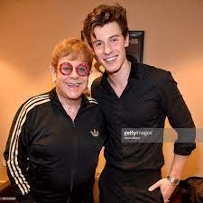 Pin By Amalia Stephania On Shawn Mendes Shawn Mendes Elton John Shawn