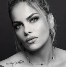 Artist Maryam Rahmani aka Maria talks about her transit from a pen artist  to an impressionist.