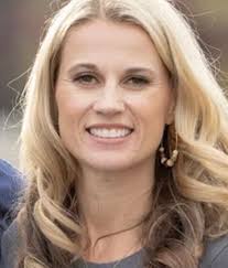 Ashley Tatman's Instagram, Twitter & Facebook