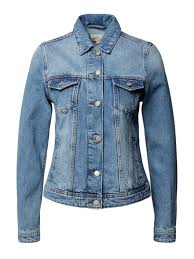 Modische hingucker sind aber die coolen modelle in kräftigen farben, mit großen logopatches oder zarten pastelltönen. Ubergangsjacken Fur Damen Leichte Herbstjacken Fur Frauen Online Kaufen P C Online Shop