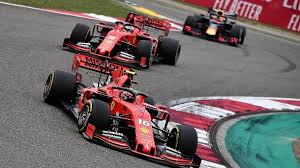 Стартовое поле гран при азербайджана 2021. Formel 1 In Baku Wo Sie Das Rennen Im Tv Und Livestream Sehen Konnen