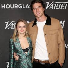 He is known for his roles in the netflix teen films the kissing booth (2018), the kissing booth 2 (2020). Kissing Booth 2 S Joey King And Jacob Elordi Share Advice For Long Distance Relationships