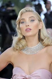 Les anges de victoria's secret représentent la marque. Elsa Hosk Eva Herzigova Elsa Hosk Scrambles For Dropped Earring At The Marriage Story 2019 Venice Film Festival Premiere