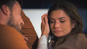 Michèle de roos wurde zwei mal vom bachelor abgewiesen. Der Bachelor Rtl Holt Niko Griesert Kolner Kandidatin Michele Zuruck Vermisse Sie