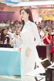 Đặng thu thảo đoạt được vương miện hoa hậu việt nam 2012. Ä'áº·ng Thu Tháº£o Diá»‡n Ao Dai Tráº¯ng Vá» ThÄƒm Que Tin Tá»©c Miá»n Tay
