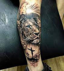 Nenhuma Descricao De Foto Disponivel Lion Shoulder Tattoo Lion Tattoo Sleeves Christian Sleeve Tattoo