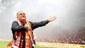 Fatih terim belgeseli yakında netflix'te ifadelerini kullandı. Dhch8aizeoimtm