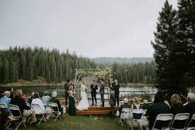 Becky And Casey S Mesa Lakes Lodge Wedding Couloir Creative Photography Lake Lodge Lake Mesa
