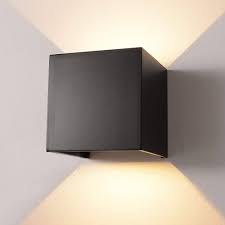 Wall lights bedroom lighting ideas modern. 25 Best Wall Lights To Illuminate Any Space In 2021