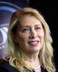 Common, Second Stage Artistic Director Carole Rothman, Alex Levine and Molly  Forster Photo (2022-12-20 14:18:37)