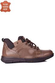 En uygun ayakkabı modelleriyle elleshoes.com ile tarzınızı yaratın. Kucuk Ve Buyuk Numara Erkek Bot Modelleri Fitbas Com