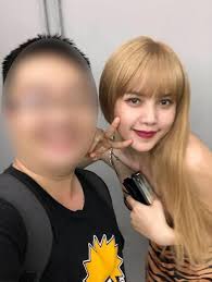 Sơn tùng gần như sắp khóc, nói những lời gây xúc động nghi muốn gửi cho thiều bảo trâm ngay trên sân khấu. Eu7ecgqqsz9mcm