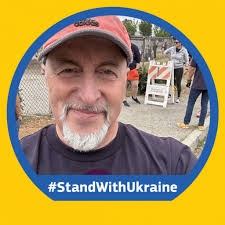 ✨ Last night at the EMA Awards ✨ So special being surrounded by so many  people doing such meaningful work. Ran into Miranda Cosgrove, the amazing  star of The Wrong Paris, who