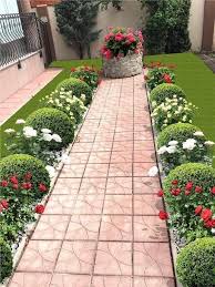 Pin By Pakistan Zindabaad On Khpos Front Yard Garden Design Front Garden Design Front Garden Landscape