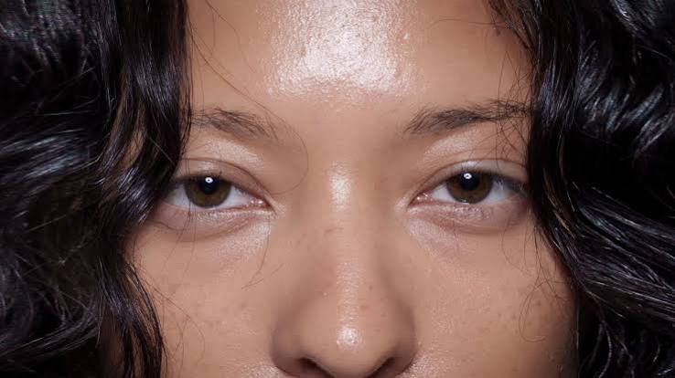 How to Get Rid of Puffy Under-Eyes According To An Opthamologist | Glamour UK
