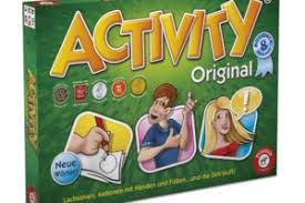 Hat der zuschauer den begriff erkannt, spielt er ihn. Activity Regeln Anleitung Gesellschaftsspiele Spielregeln De