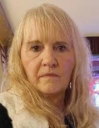 Linda Feher's Instagram, Twitter & Facebook