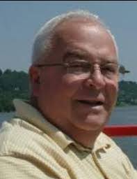 Daniel Alsobrook's Instagram, Twitter & Facebook