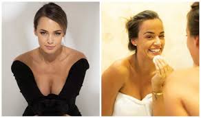 Andreea raicu este o frumusica atunci cand apare pe ecranele televizoarelor, sau cand participa la diverse evenimente mondene. Cum AratÄƒ Andreea Raicu NemachiatÄƒ La 42 De Ani Se Vede Sau Nu Varsta Spynews Ro