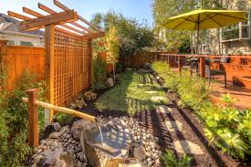 And best of all, because the partition is easy to move around, you can use it for a variety of functions. 13 Landscaping Ideas For Creating Privacy In Your Yard