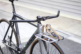 自転車のカゴ ラックを付けるか バスケットにするか brotures ピストバイクショップ leader bike総代理店 東京 原宿 吉祥寺 大阪 横浜 自転車のカゴ 自転車 自転車 カゴ