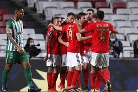 Retrouvez tous les scores de football en live des matchs portugais. Foot Portugal V Portugal Benfica Return To Victory Against Rio Ave