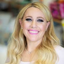 Alex Endsley's Instagram, Twitter & Facebook