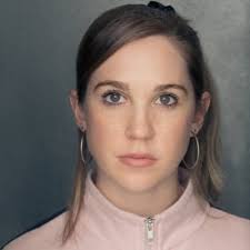 Susie Barrett's Instagram, Twitter & Facebook