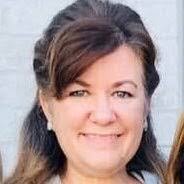 Kim Eversole's Instagram, Twitter & Facebook