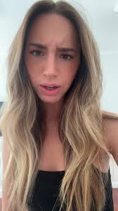 Dasha Dova Middle Finger