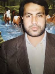 حسين الجبوري محطات في الزمن الصعب _ 72 ورقة كبيرة عبارة عن (كارتونة بنية  اللون) كان قد جاء بها أزلام امن أبو غريب لنقل أكياس الخبز لقاف 1 ووصلت  إلينا من العنقرجية (