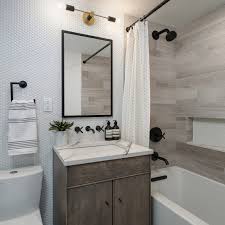 It is a modern and very stylish form. 45 Trendy Penny Tiles Ideas For Bathrooms Digsdigs