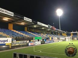 Το mandemakers stadion (μάντεμακερς στάντιον) είναι ποδοσφαιρικό γήπεδο στο βάαλβαϊκ της ολλανδίας και είναι έδρα της ρκσ βάαλβαϊκ από το 1996. Mandemakers Stadion Stadion In Waalwijk