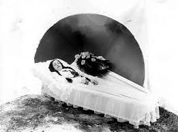 The princess of monaco was 52 when a stroke caused. Postmortem Fotografie Seite 92 Allmystery