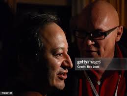 17 Photos & High Res Pictures