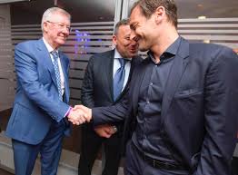 The first become a legend series for pes 2021 on this channel. Sir Alex Ferguson Reveals Manchester United Tried To Sign Francesco Totti