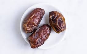 A homemade dressing of molasses, olive oil, cider vinegar, and dijon mustard keeps added sugar and calories in check. Pecan Nutrition Facts And Health Benefits