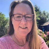 Ann Gailey's Instagram, Twitter & Facebook