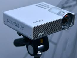 Asus P3B Battery-Powered Portable LED projector can project a 58-inch-diagonal image from a distance of just one meter - Fareastgizmos