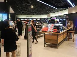 708 , 750 , sa02 , t756 Watson Shah Alam Mall Soalan 46