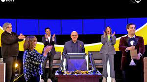 Ongelooflijk, nondeju! cultheld en carnavalicoon rob kemps, beter bekend als snollebollekes, is gekroond tot de slimste mens. Rob Snollebollekes Kemps Wint De Slimste Mens Met Lts Zwakstroom Ongelofelijk Nondeju Youtube