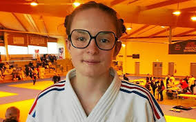 À Étel, Manon Darcel-Bonert s'illustre au tournoi junior excellence  d'Orléans